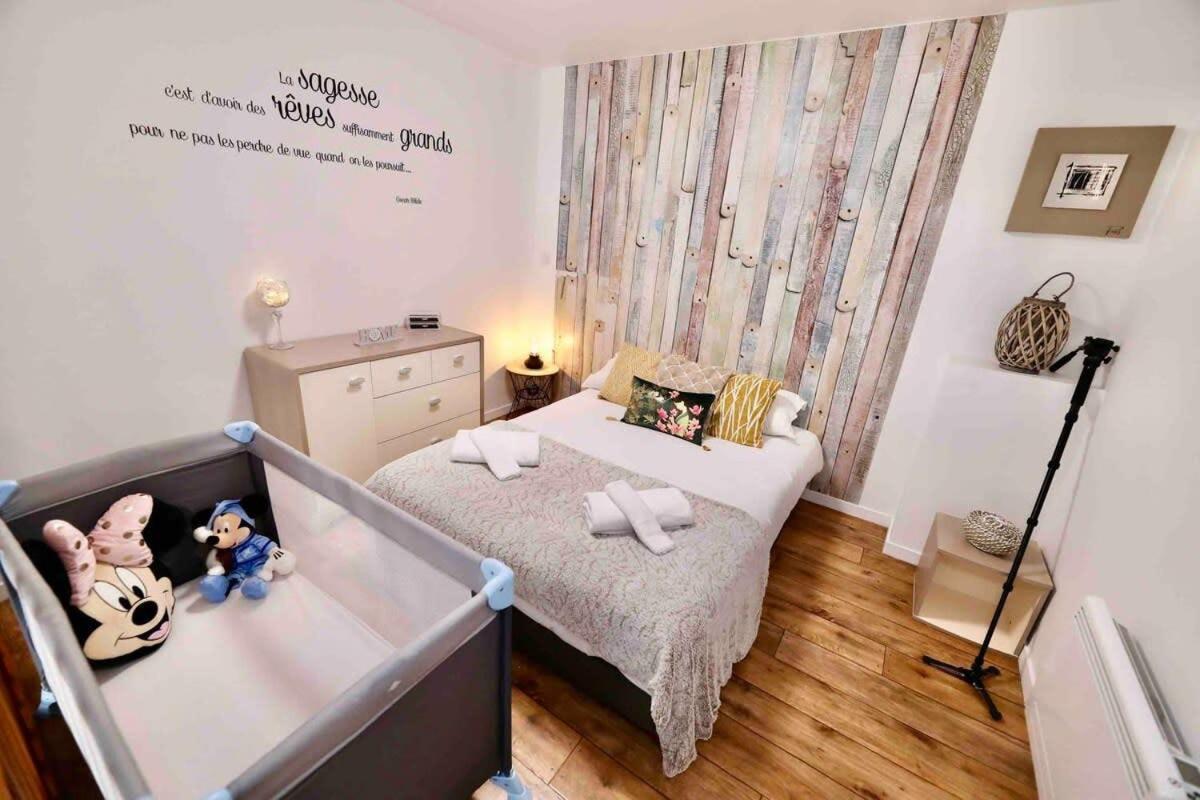 Appart'Hotel Disneyland Dream Close & Safe Монтеврен Экстерьер фото